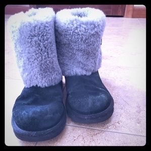 Girls ugg 3